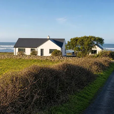 Willa Freaghcastle House