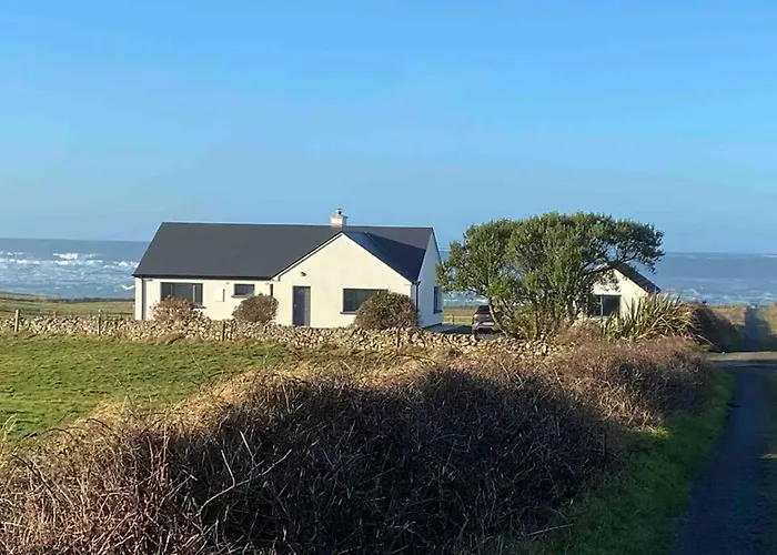 Freaghcastle House Villa *